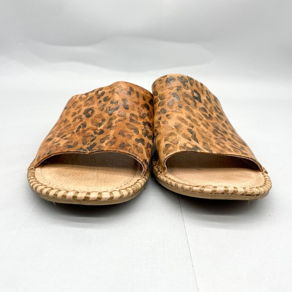 Sofft Womens 10M Slide Sandals Shoes Brown Leopard Print Leather Mules Boho Chic - Picture 3 of 13